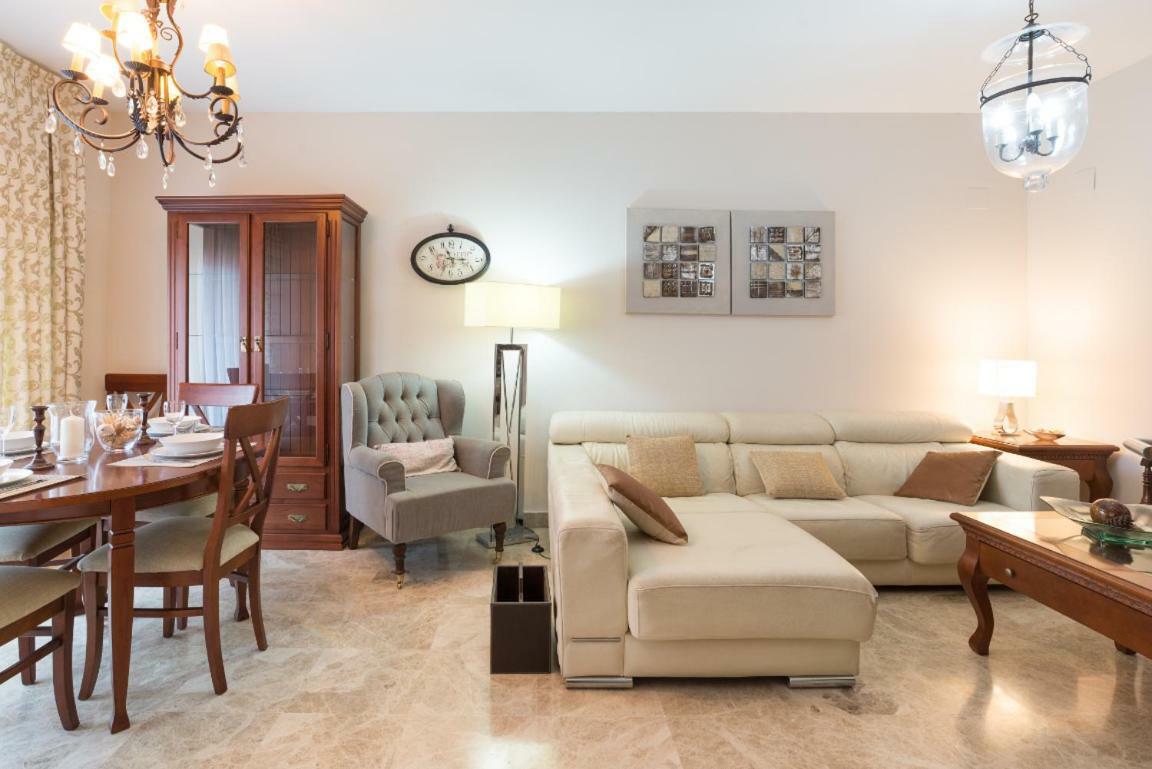 Keywise Perfect Location Next To Maria Zambrano Station, Central , Beach ,Pool And Free Parking 马拉加 外观 照片