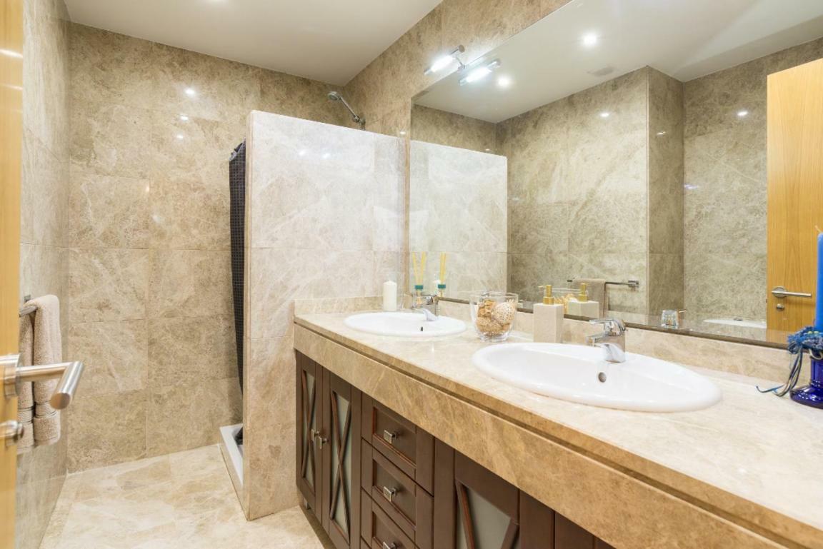 Keywise Perfect Location Next To Maria Zambrano Station, Central , Beach ,Pool And Free Parking 马拉加 外观 照片