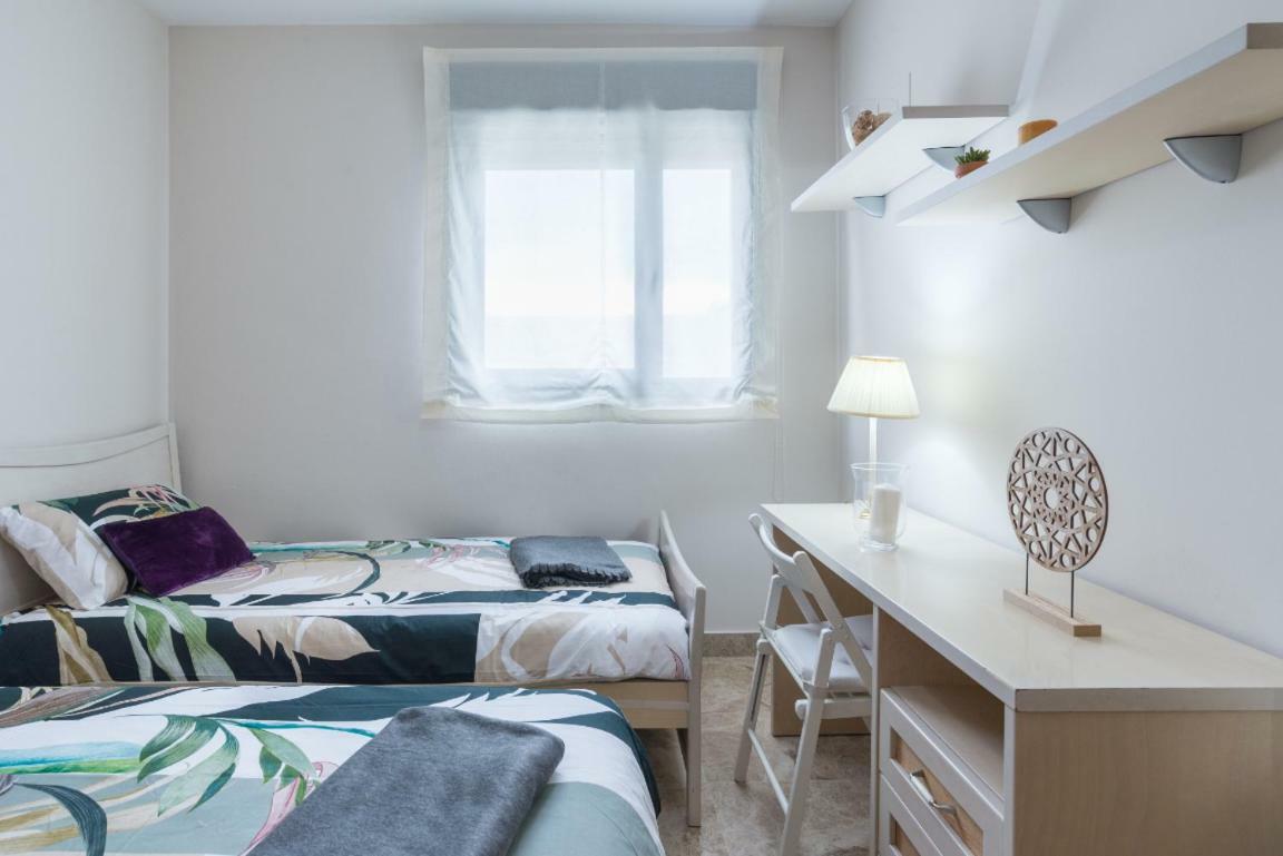 Keywise Perfect Location Next To Maria Zambrano Station, Central , Beach ,Pool And Free Parking 马拉加 外观 照片