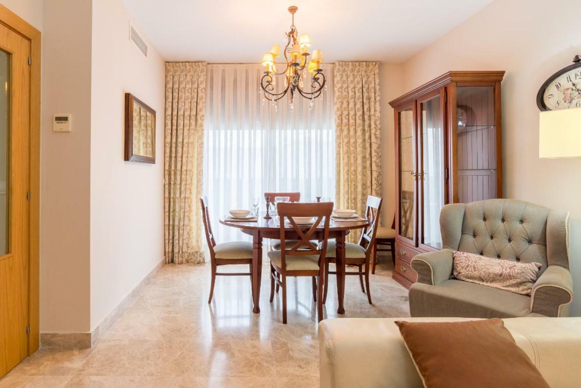Keywise Perfect Location Next To Maria Zambrano Station, Central , Beach ,Pool And Free Parking 马拉加 外观 照片
